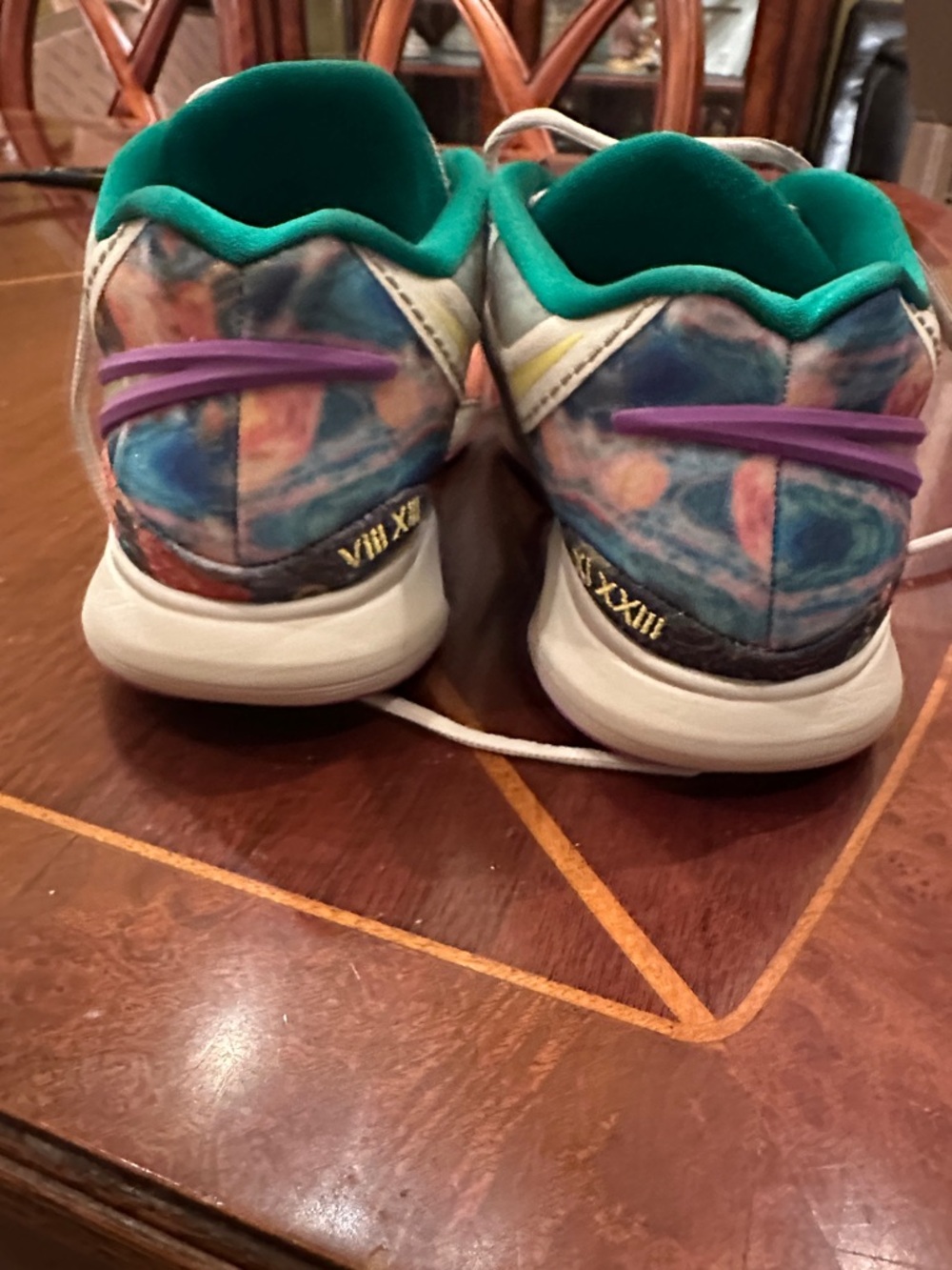 Nike Multicolor Kyrie basketball Sneakers